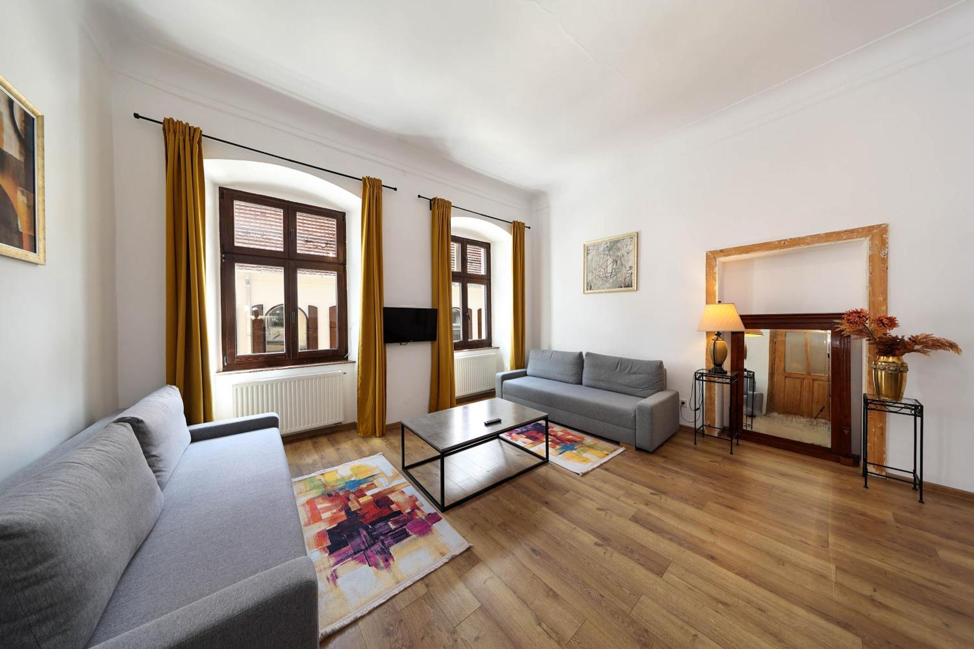 Hirscher Apartments Brašov Pokoj fotografie
