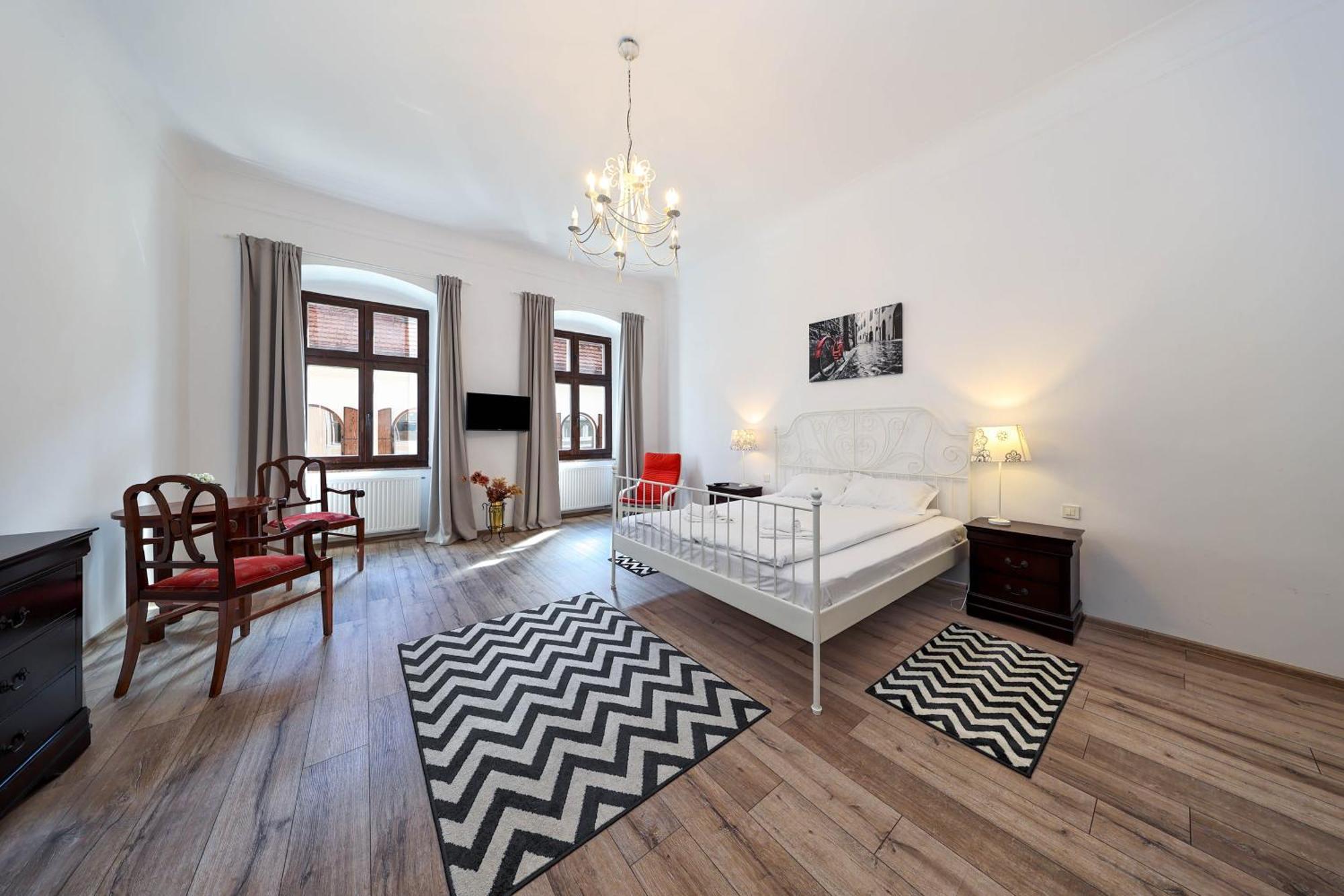 Hirscher Apartments Brašov Exteriér fotografie